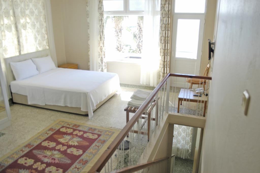 Lades Hotel Сіліфке Номер фото